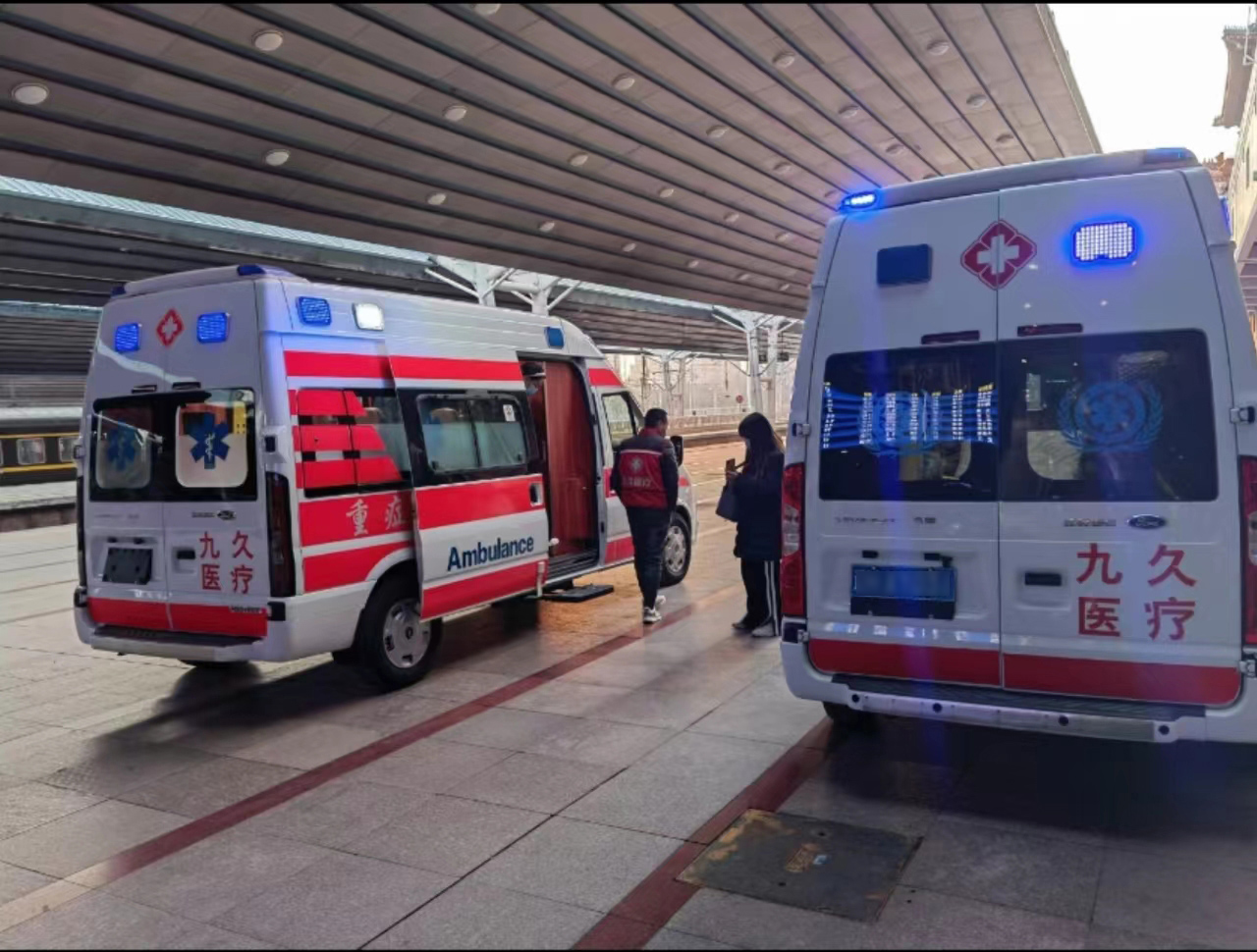 山阳县救护车长途转运